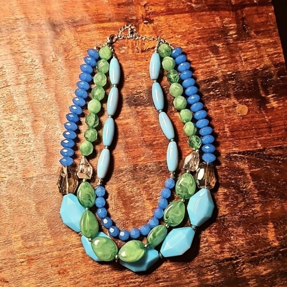 Green Blue Turquiose Clear Color Beaded Statement Necklace
